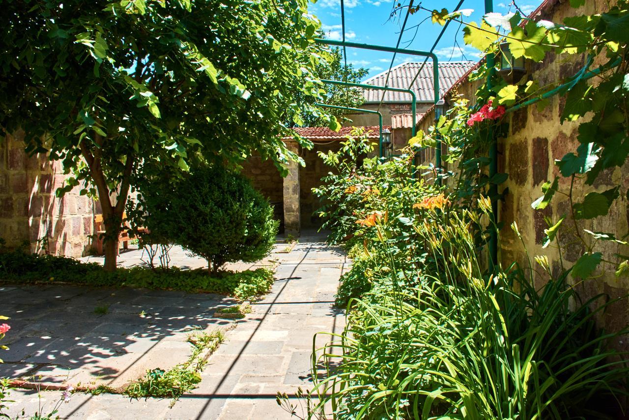 Hotel Georgia Gori Luaran gambar