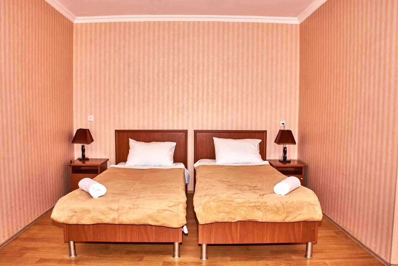 Hotel Georgia Gori Luaran gambar