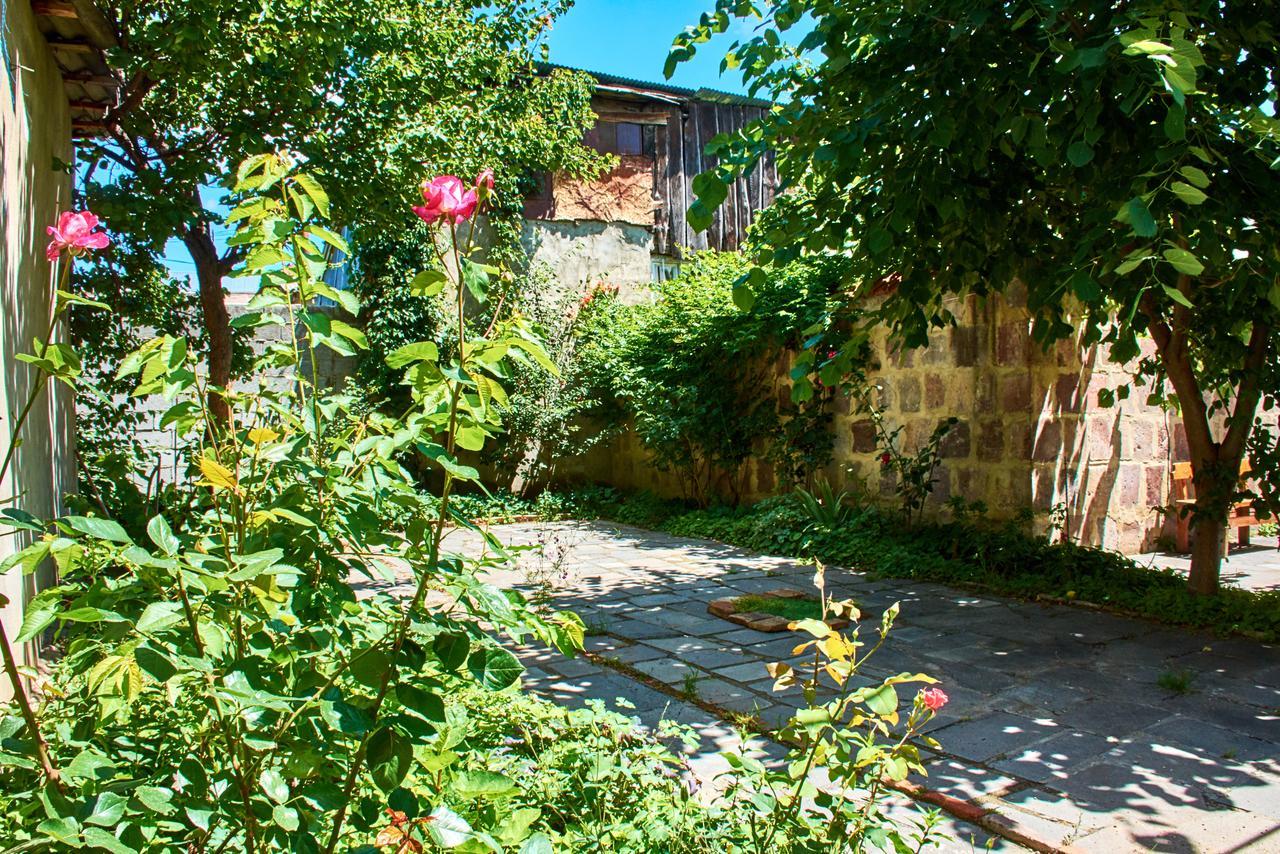 Hotel Georgia Gori Luaran gambar