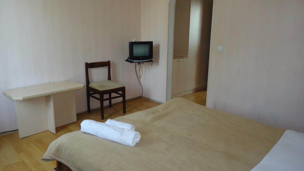 Hotel Georgia Gori Luaran gambar